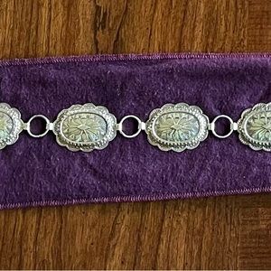 STERLING SILVER NATIVE AMERICAN SCALLOPED CONCHO BELT with CLOTH BAG